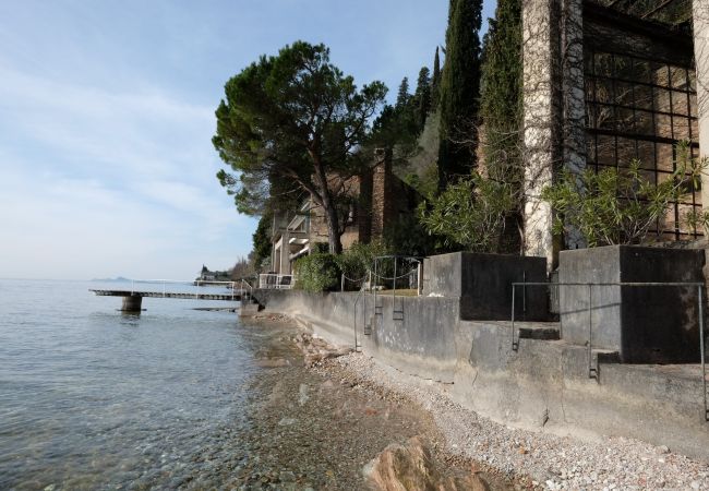 Villa in Toscolano-Maderno - Villa Coccodrilla Lake front