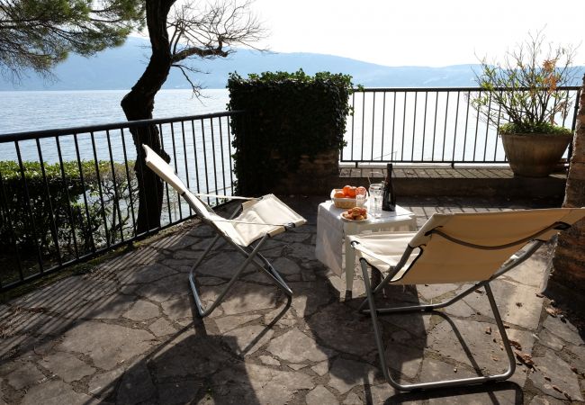 Villa in Toscolano-Maderno - Villa Coccodrilla Lake front
