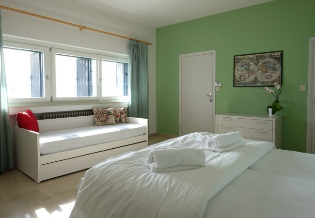 Villa in Toscolano-Maderno - Villa Coccodrilla Lake front