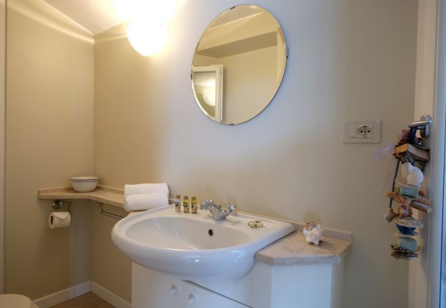 Villa in Toscolano-Maderno - Villa Coccodrilla Lake front