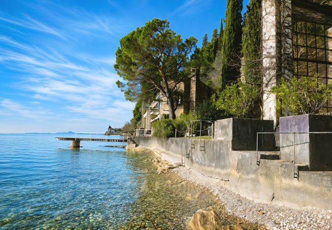 Villa in Toscolano-Maderno - Villa Coccodrilla Lake front