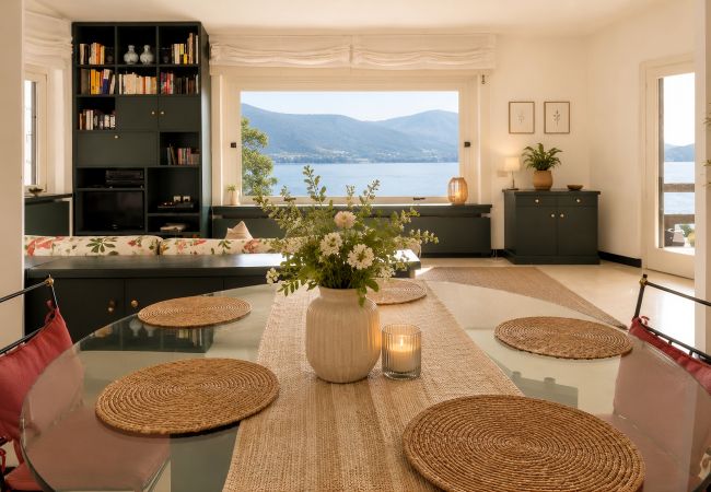Villa in Toscolano-Maderno - Villa Coccodrilla Lake front