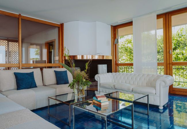 Villa in Moniga del Garda - Villa Dolcelago Lake front