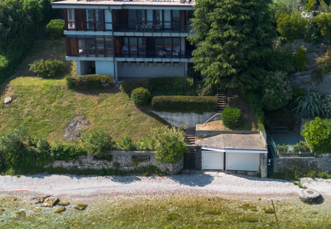 Villa in Moniga del Garda - Villa Dolcelago Lake front