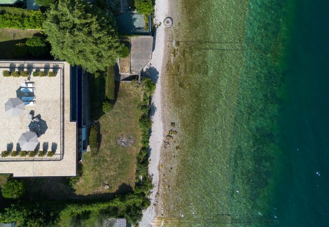 Villa in Moniga del Garda - Villa Dolcelago Lake front