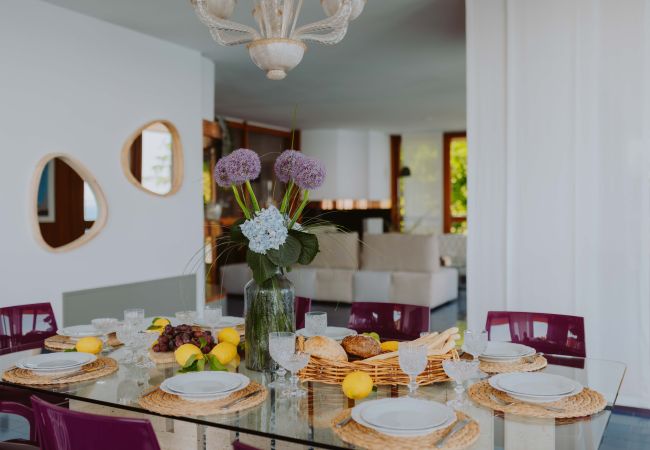 Villa in Moniga del Garda - Villa Dolcelago Lake front