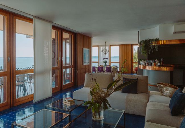 Villa in Moniga del Garda - Villa Dolcelago Lake front