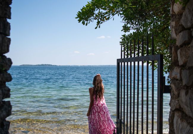 Villa in Moniga del Garda - Villa Dolcelago Lake front