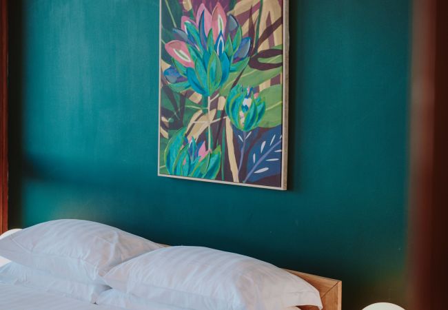 Villa in Moniga del Garda - Villa Dolcelago Lake front