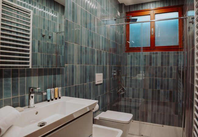 Villa in Moniga del Garda - Villa Dolcelago Lake front