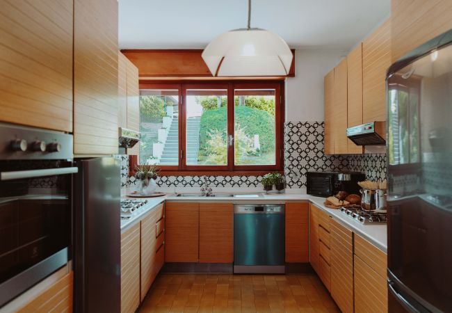 Villa in Moniga del Garda - Villa Dolcelago Lake front