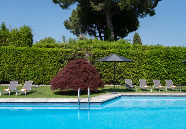 Villa in Moniga del Garda - Villa Dolcelago Lake front
