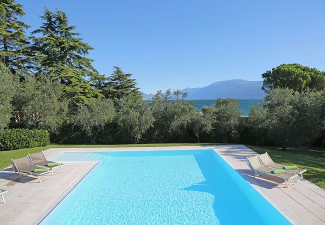 Villa in Manerba del Garda - Villa Elena