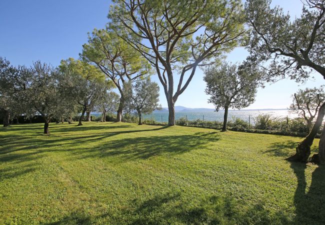 Villa in Manerba del Garda - Villa Elena