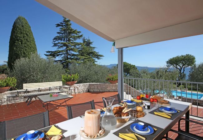Villa in Manerba del Garda - Villa Elena