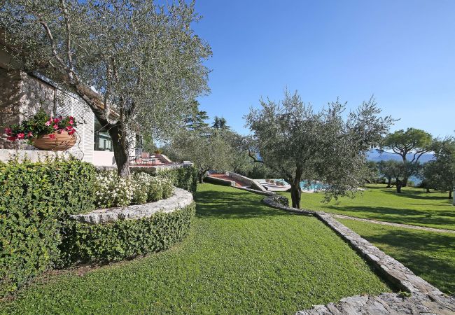 Villa in Manerba del Garda - Villa Elena