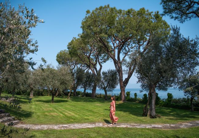 Villa in Manerba del Garda - Villa Elena