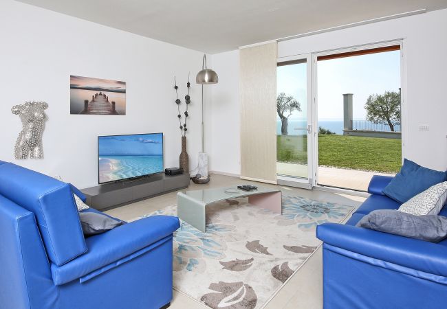 Villa in Gardone Riviera - Villa Albachiara